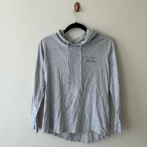 Vineyard vines women’s long sleeve hooded tee